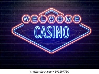 estes live-dealer table interface showing blackjack and roulette with multi-camera streams